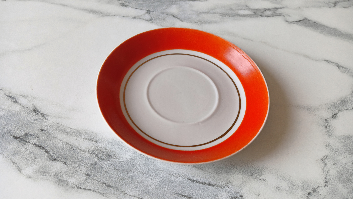 Посудная примерка с барахолки в феврале. Фото автора 