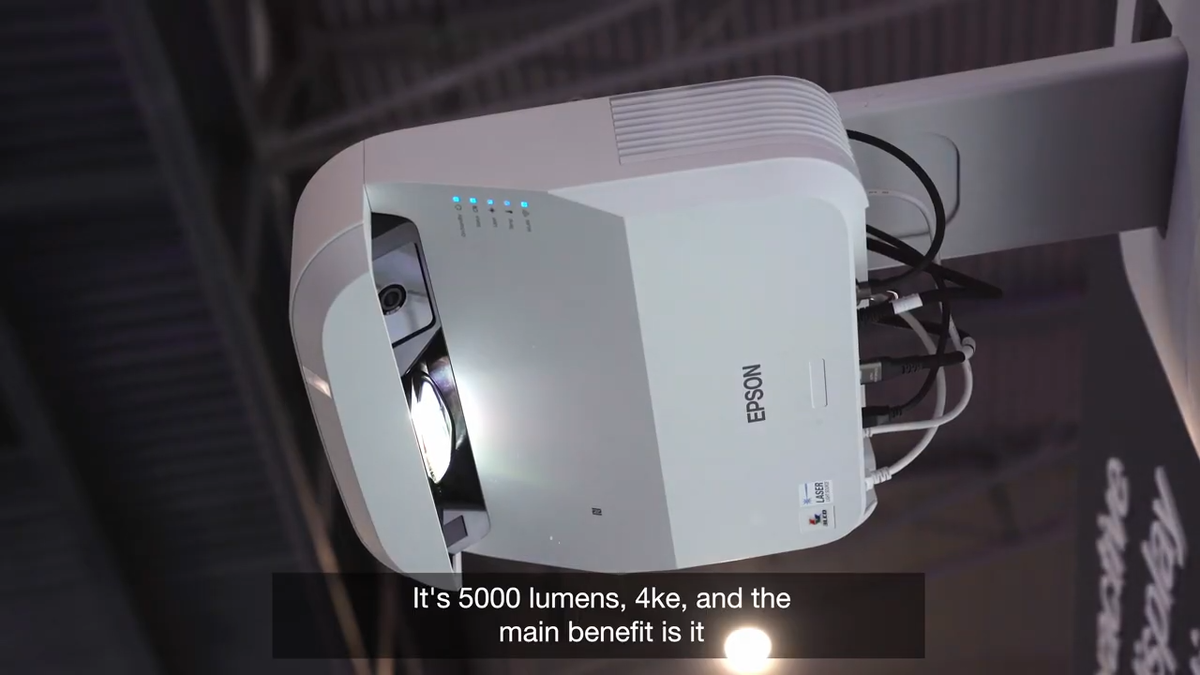    Epson представила лазерный проектор с беспроводным стилусом