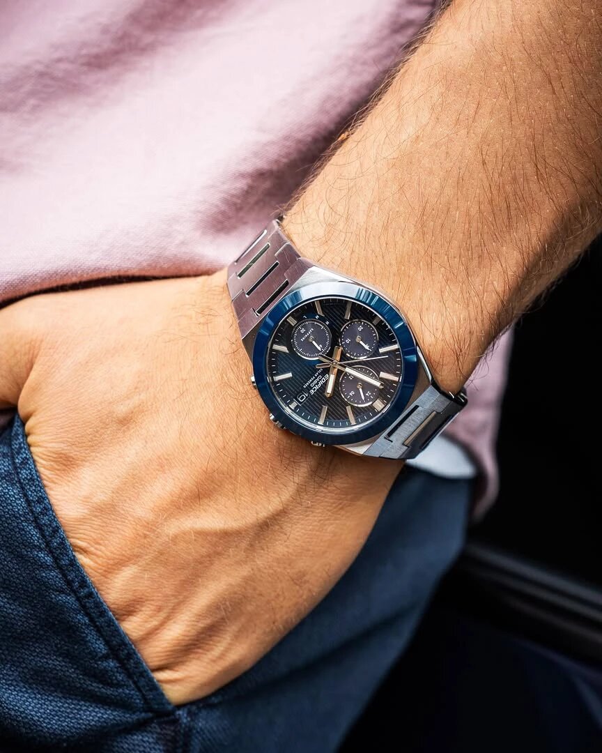 Сапфировое стекло в модели Casio EFS-S650D-2A