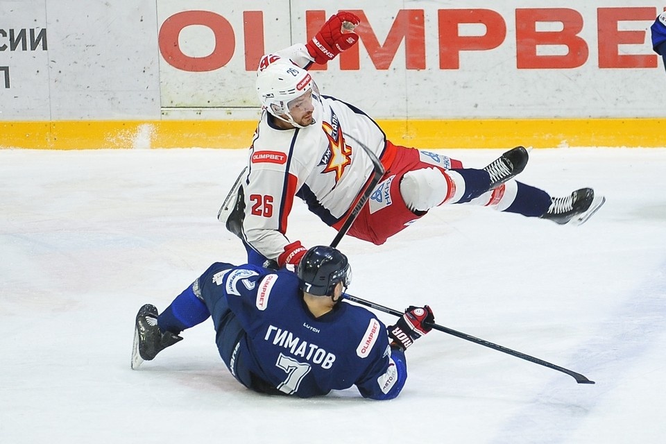    Матч завершился победой «сталеваров» со счетом 4:1. Фото: пресс-служба ХК «Ижсталь»