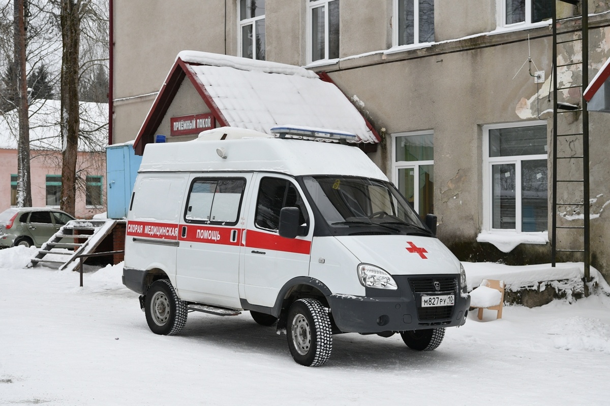   Новая спецтехника Суоярвской ЦРБ. Фото: "Республика"/Сергей Юдин