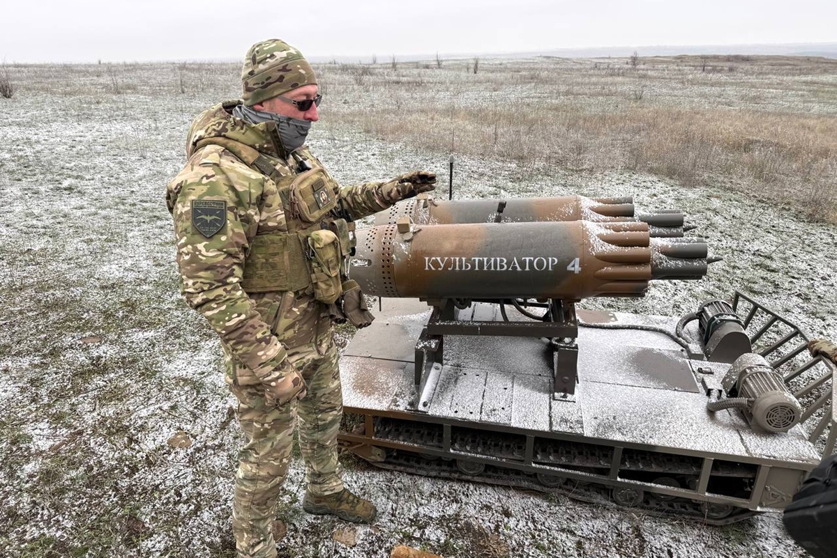    В миру замкомандира полка Космос - глава Нагорного муниципального округа города Москвы Павел Шутов. / Добровольческий полк "Буревестник"