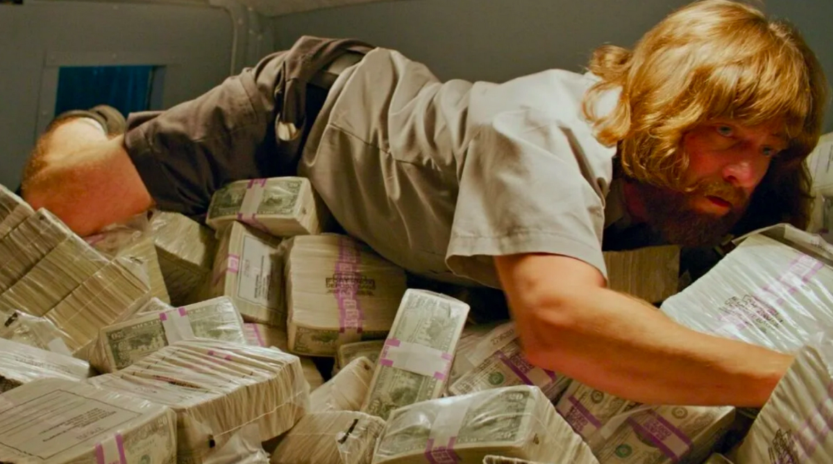 Кадр из фильма "Деньги"