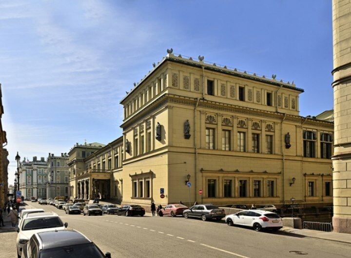 Современный вид Нового Эрмитажа.