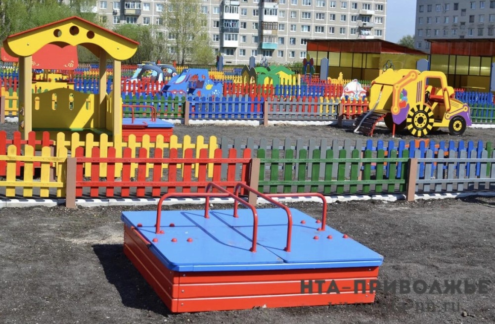    149 детских площадок установят в детсадах Саратова по депутатскому проекту