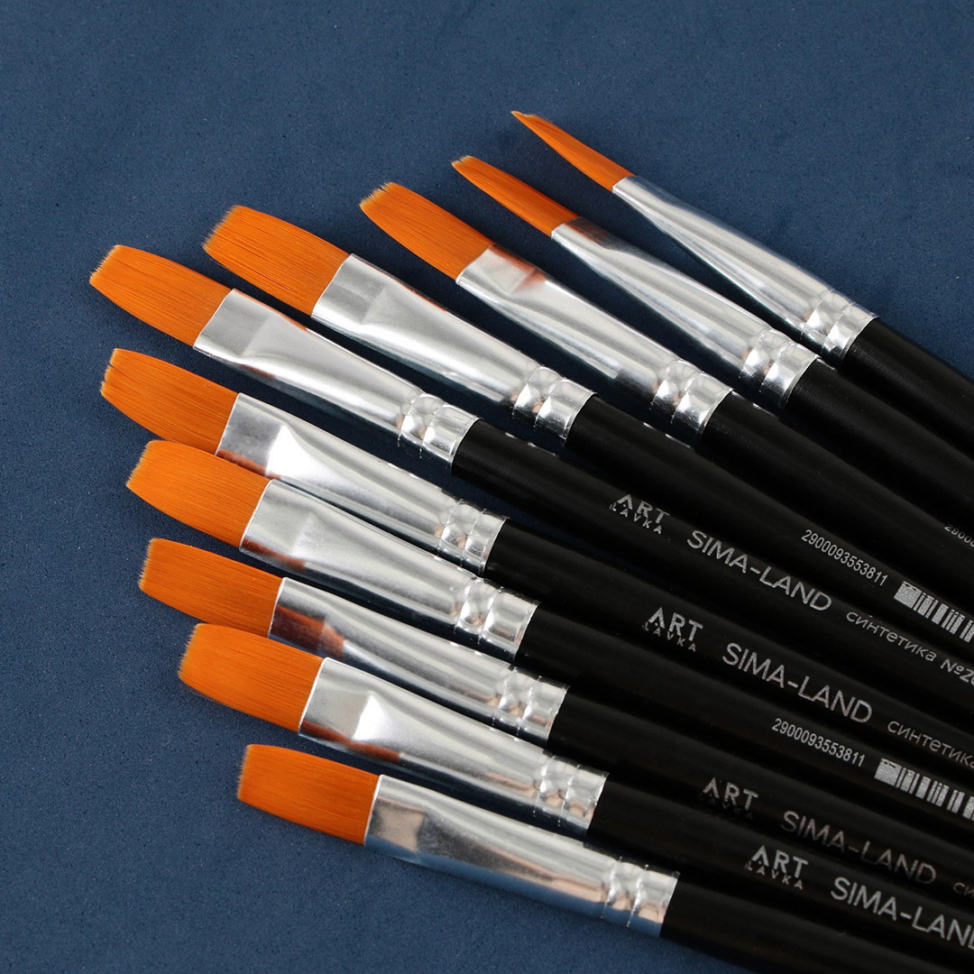 Кисть для рисования синтетическая плоская (© sima-land.ru)