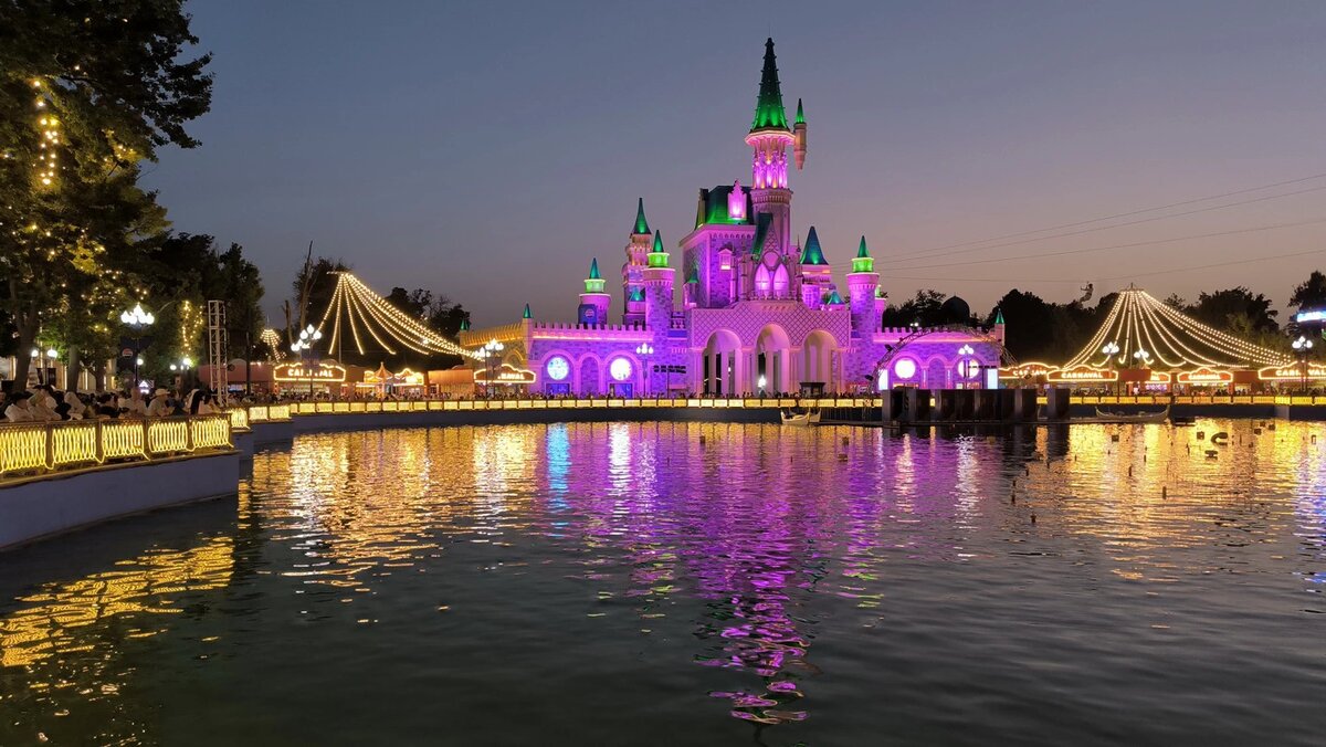 Парк развлечений Magic City в Ташкенте