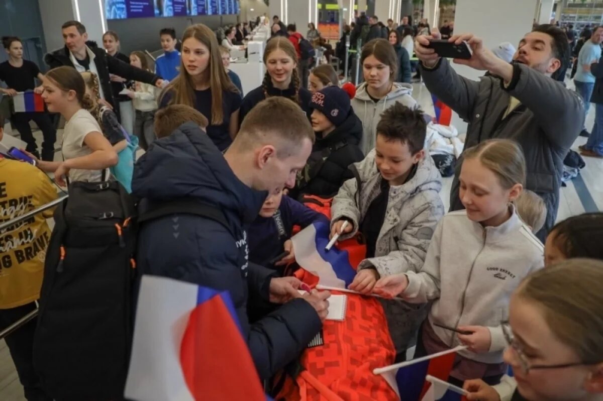    На Сахалин прилетели сильнейшие лыжники России