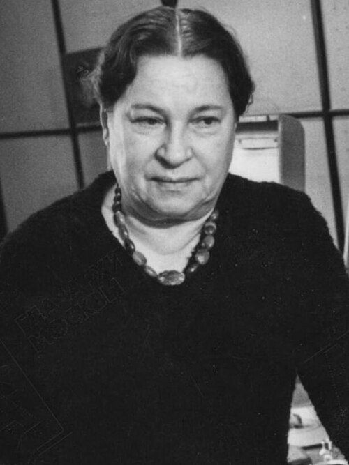 Агния Львовна Барто (урождённая Волова; 4 (17) февраля 1901, Ковно, Российская империя — 1 апреля 1981, Москва, СССР) — русская советская детская поэтесса, писательница, киносценарист, радиоведущая; лауреат Сталинской премии второй степени (1950) и Ленинской премии (1972)