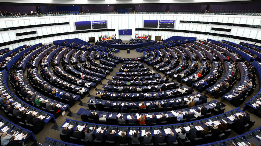    Фото: Reuters/Yves Herman; 5-tv.ru