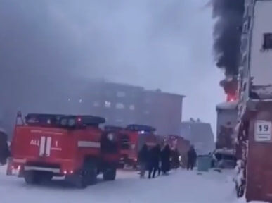     В Красноярск из Норильска санавиацией доставили троих пострадавших при пожаре