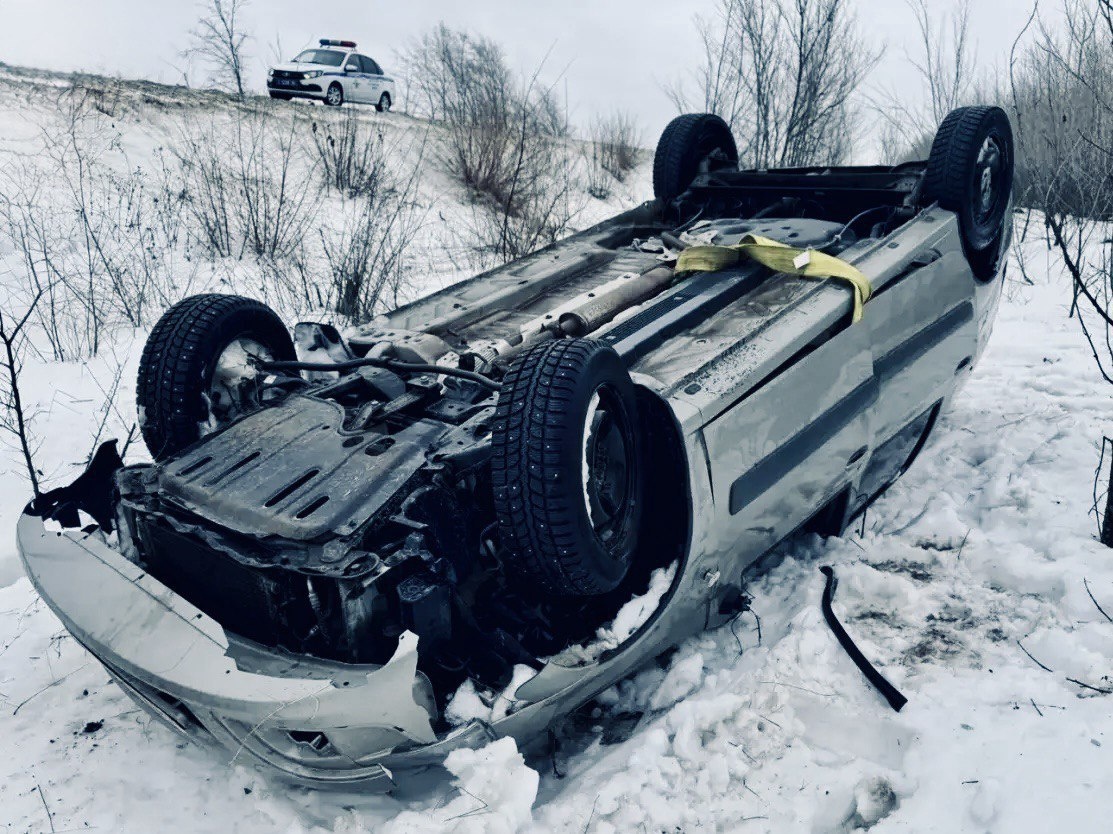     Фото с места ДТП предоставлено пресс-службой ГУ МВД по региону