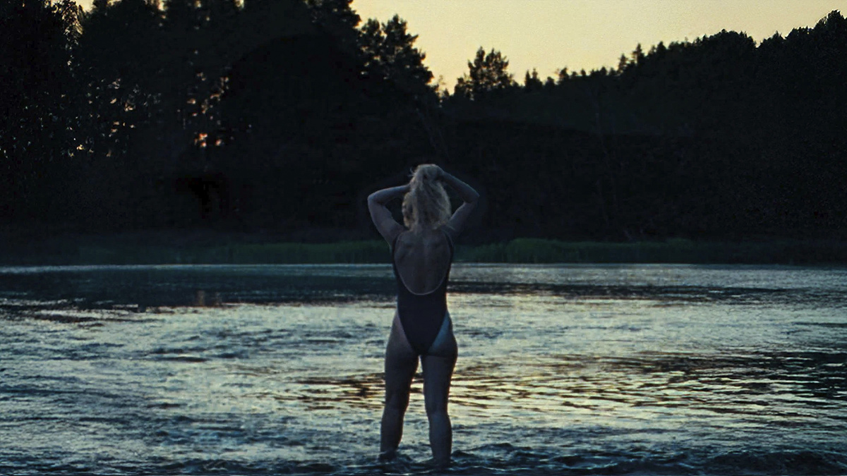 Кадр из фильма "Хронология воды"