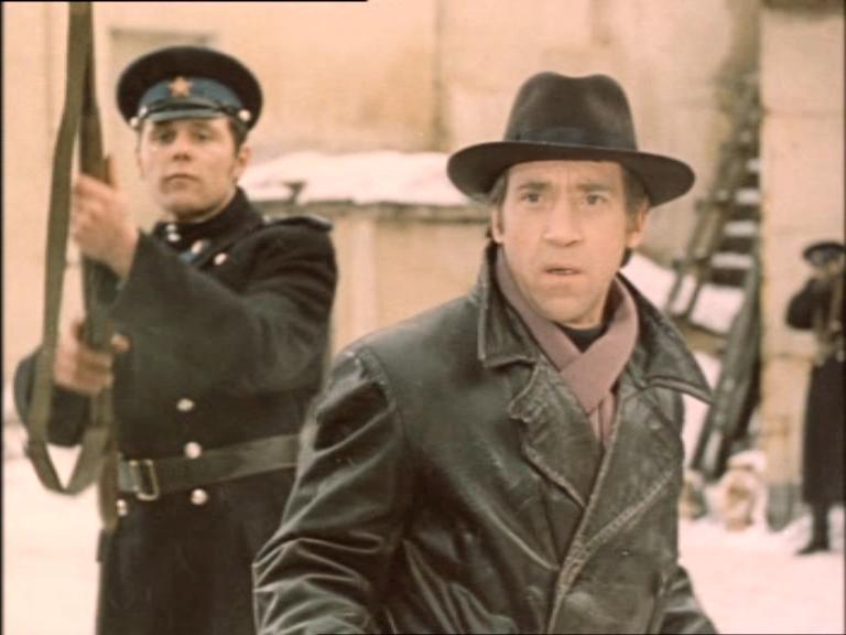 кадр из кинофильма "Место встречи изменить нельзя". Режиссер С. Говорухин