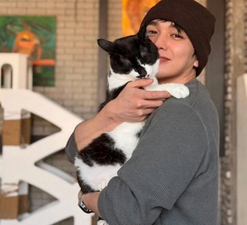 Актер Ю Сын Хо.