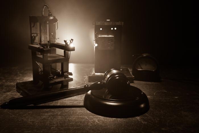 Обложка © Shutterstock / FOTODOM / zef art