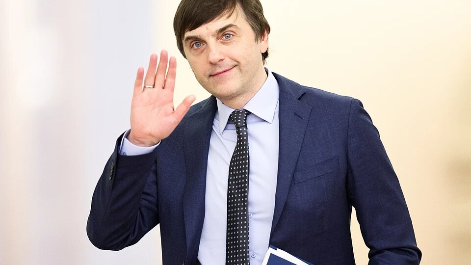 Обучение «служению»: как из школьников хотят сделать послушный винтик государственной машины