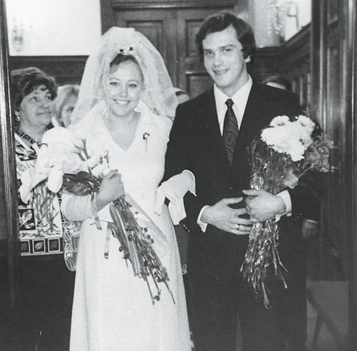    Наталья Хорохорина и Виктор Корешков в день свадьбы