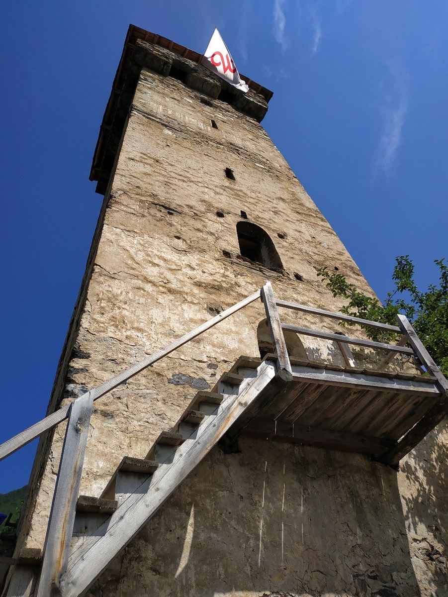 В некоторые башни можно свободно войти