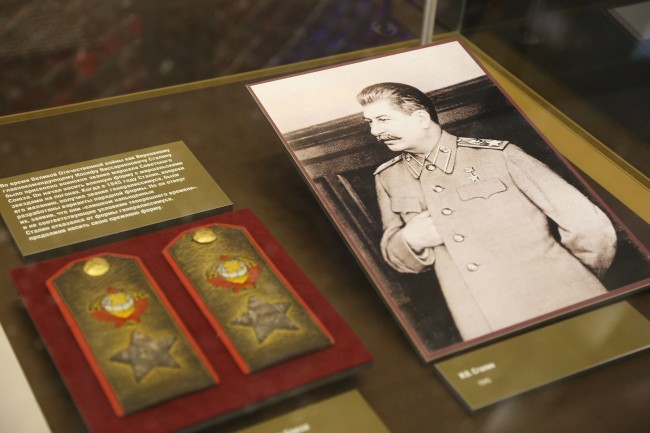 Медаль за труд вместо героизма: что скрывает отказ Сталина от звания Героя СССР?