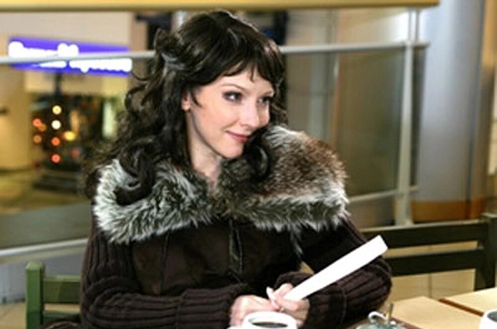    Ольга Понизова. Кадр из фильма «Дюжина правосудия» (2007)