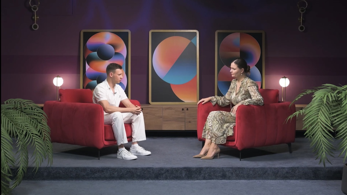 Кадр 3 серии шоу «Точка перемен». Никита и героиня Ольга.