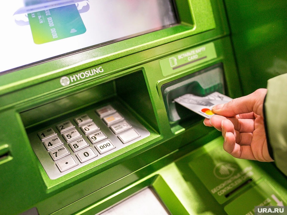     Кредитные карты позволяют совершать ставки без осознания реальной долговой нагрузки