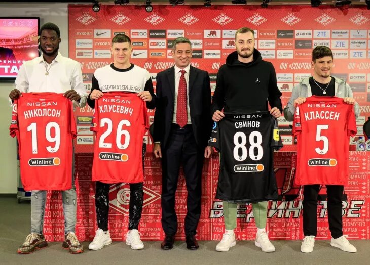 Фото: ФК Спартак, ФК Крылья Советов