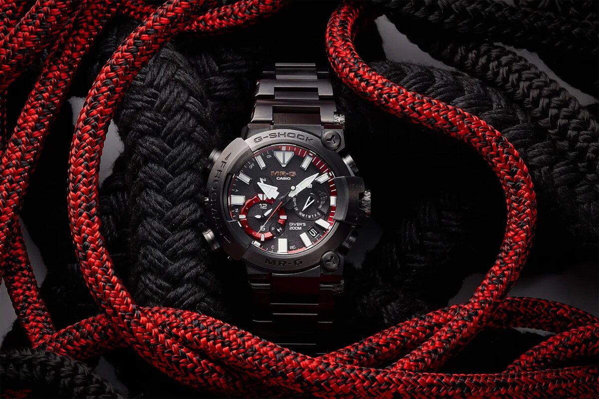 Инженеры Casio создали премиальные часы, использовав лучшие на момент разработки материалы и технологии