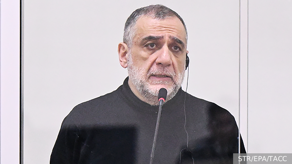     Фото: STR/EPA/ТАСС   
 Текст: Вера Басилая