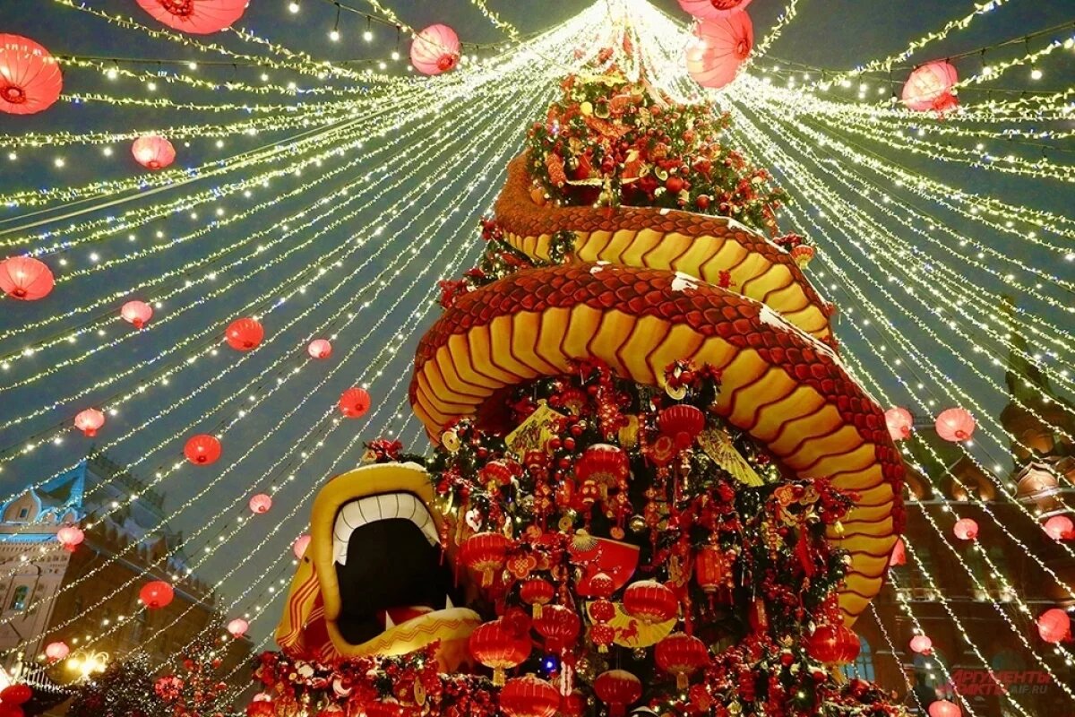    Китайские и гонконгские площадки закрыты на Китайский Новый год, что ощутимо снижает привычные объемы по юаню.