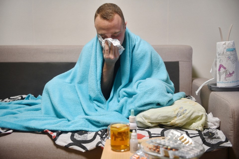    Промывание носа и частое обильное питье помогают при насморке Алексей БУЛАТОВ