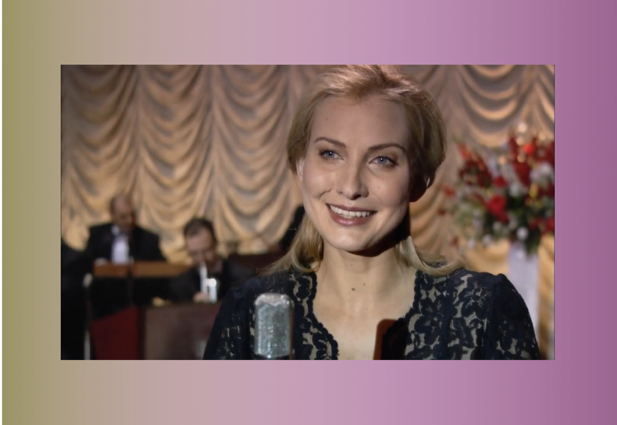 Йоанна Моро в образе Анны Герман (кадр сериала "Анна Герман", 2013) 