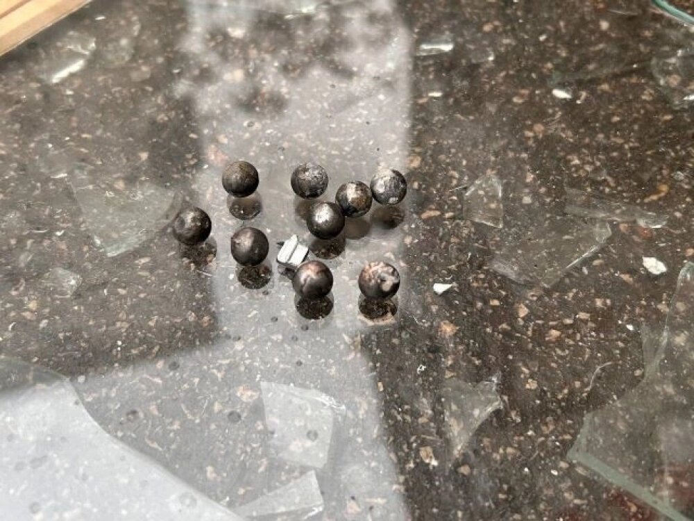    Металлические шарики действуют как шрапнель. Фото: Правительство Севастополя/ Михаил Развожаев