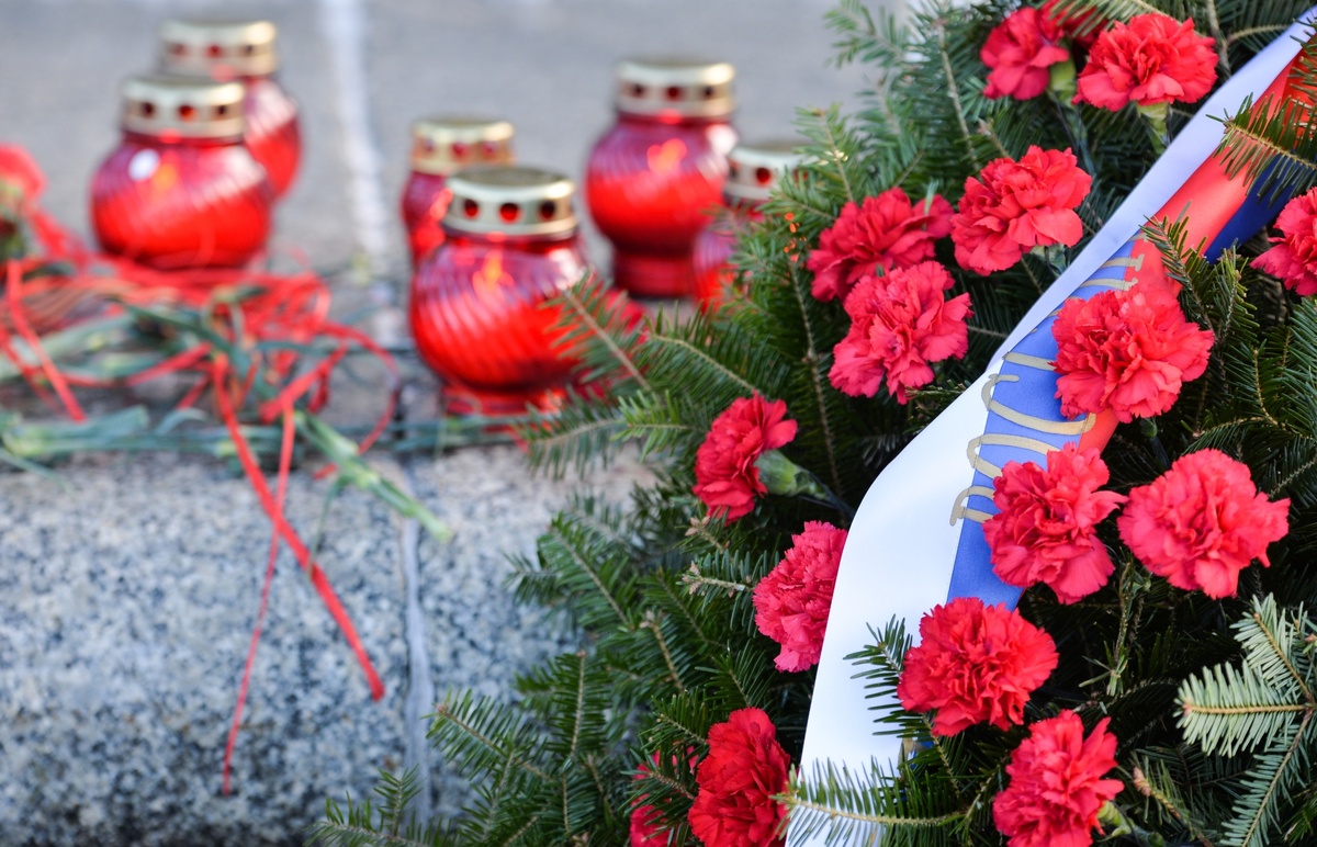    Венок. Мемориал РИА