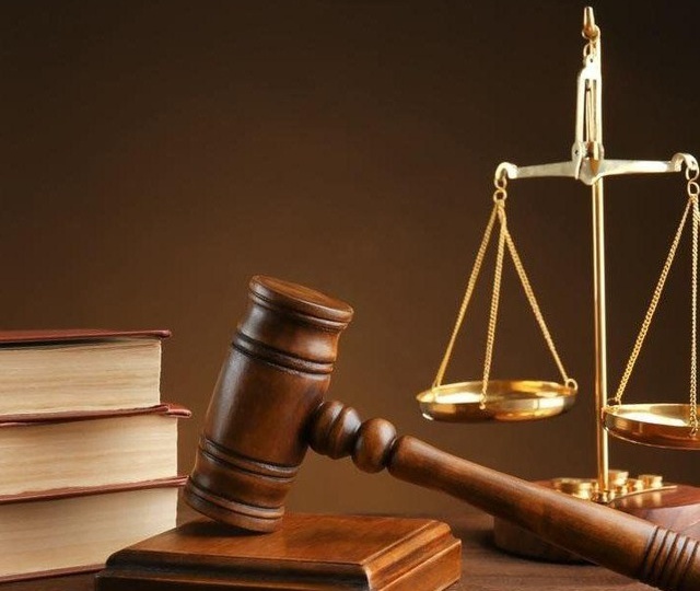 Обяжет ли суд бывшего члена семьи собственника заключить договор о порядке пользования жилым помещением.