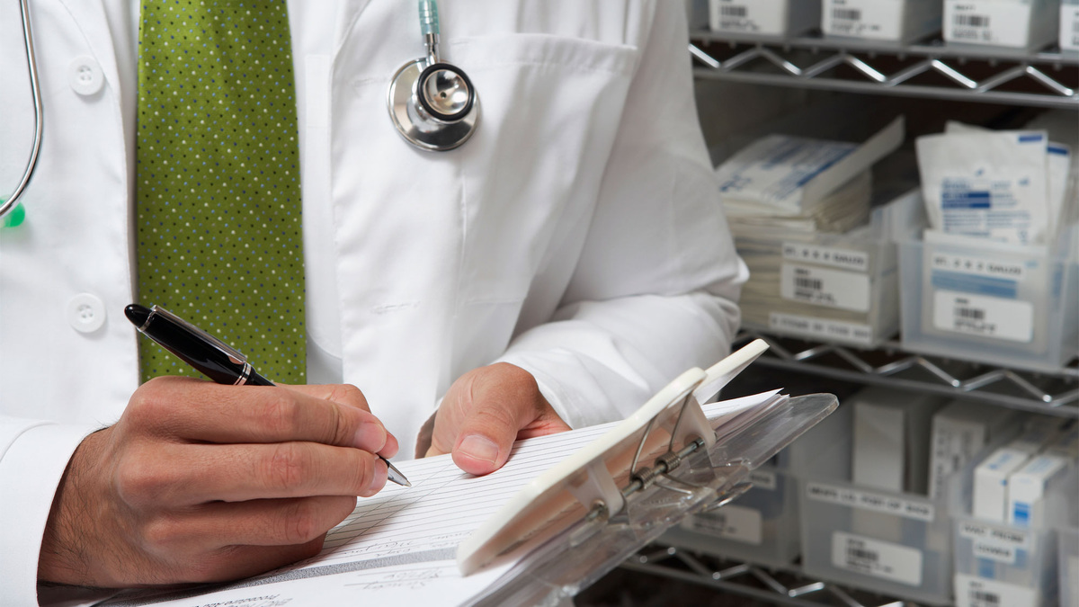    Больница врач доктор \ Global Look Press