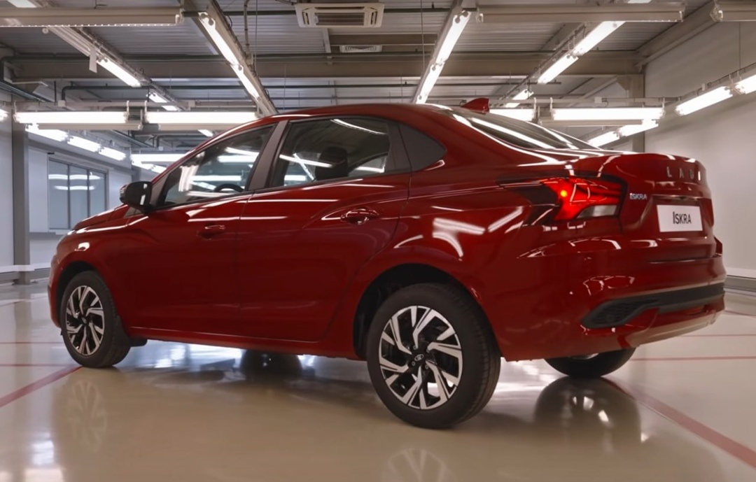 Новое семейство АвтоВАЗа Lada Iskra на платформе CMF-B-LS. Фото сайта lada.ru 