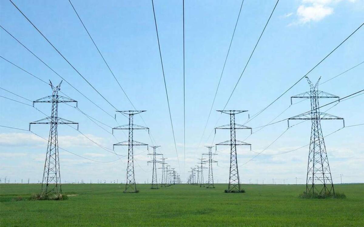    «Россети Центр» не смогло оспорить продажу сетей «Кварцу» в Курской области Фото – GigaChat