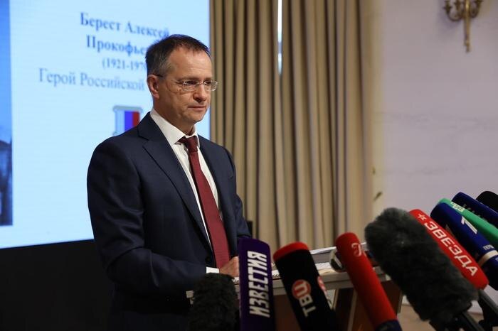 Помощник президента РФ Владимир Мединский. Обложка © Life.ru