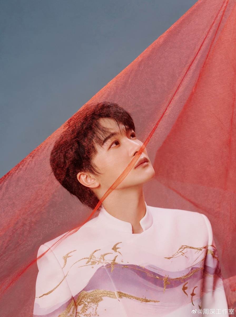 Листайте галерею...