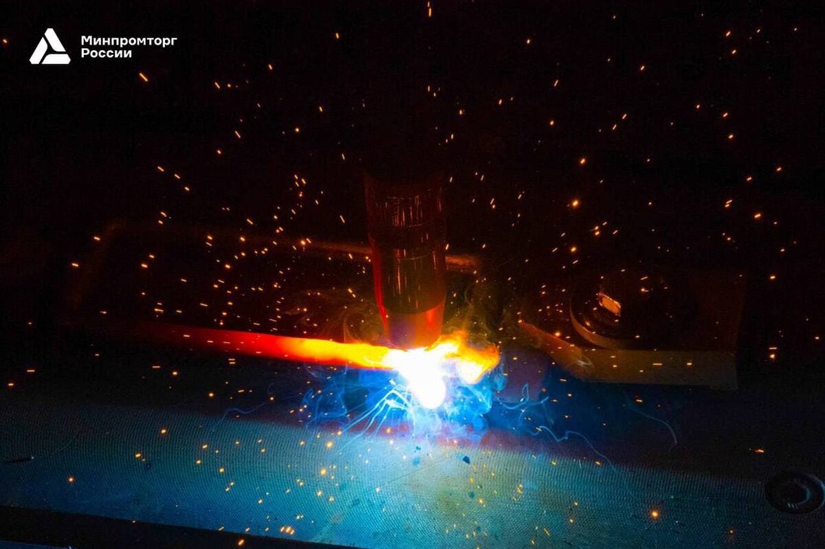   Послойное наплавление металла