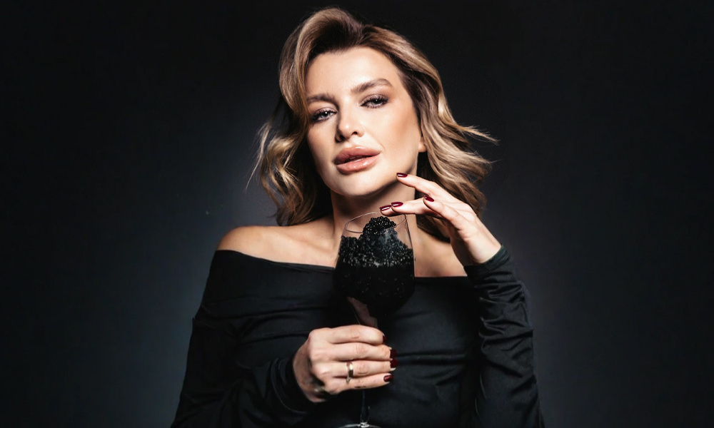 Главный врач центра косметологии и здоровья Skin Clinic, тренер-эксперт международного класса Юлия Александровна Савельева