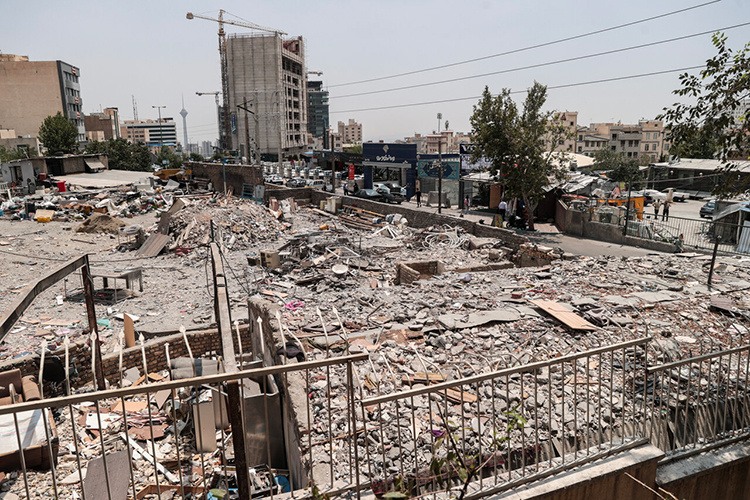 Иран не Венесуэла, т. е. не та цель, которую можно подчинить только с воздуха, и этого президент США явно боитсяФото: © Icana / Keystone Press Agency / www.globallookpress.com