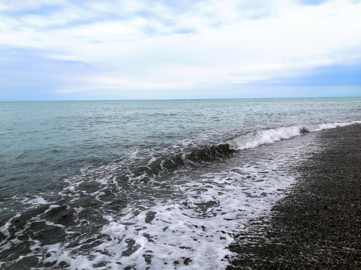 Черное море. Гудаута, Абхазия. Фото автора