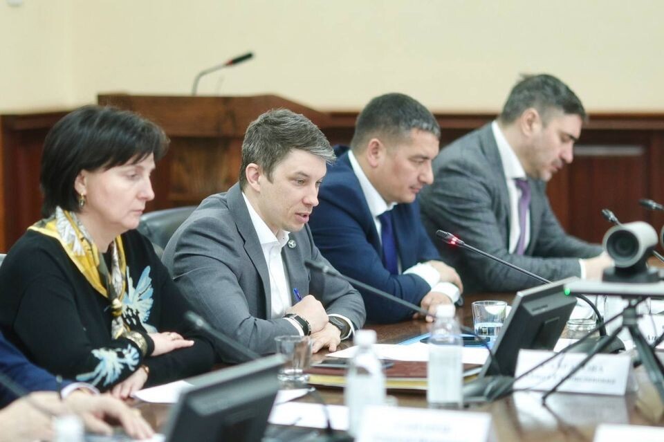    Заседание Правительства Республики Алтай. Источник: t.me/asprokopyev