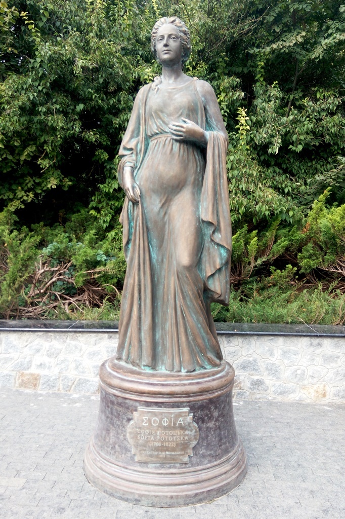 Памятник Софии Потоцкой в Национальном дендрологическом парке «Софиевка», Умань