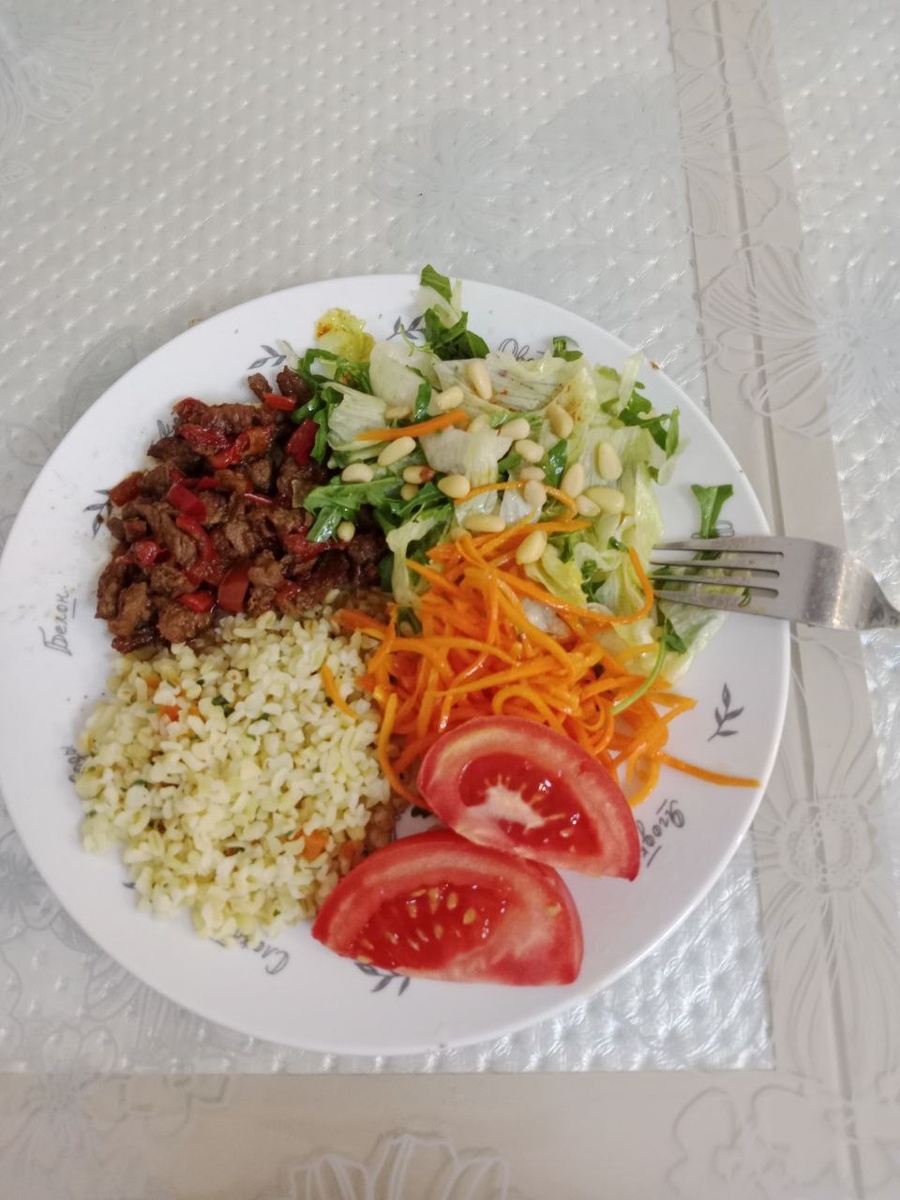 Тарелочка Алины, моей клиентки🫂 простые и доступные продукты