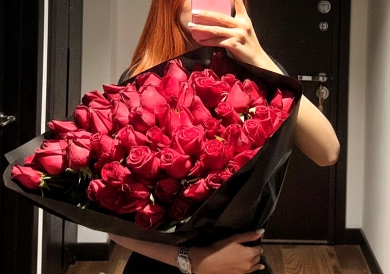 Москвич букетики дарил, а потом деньги назад потребовал