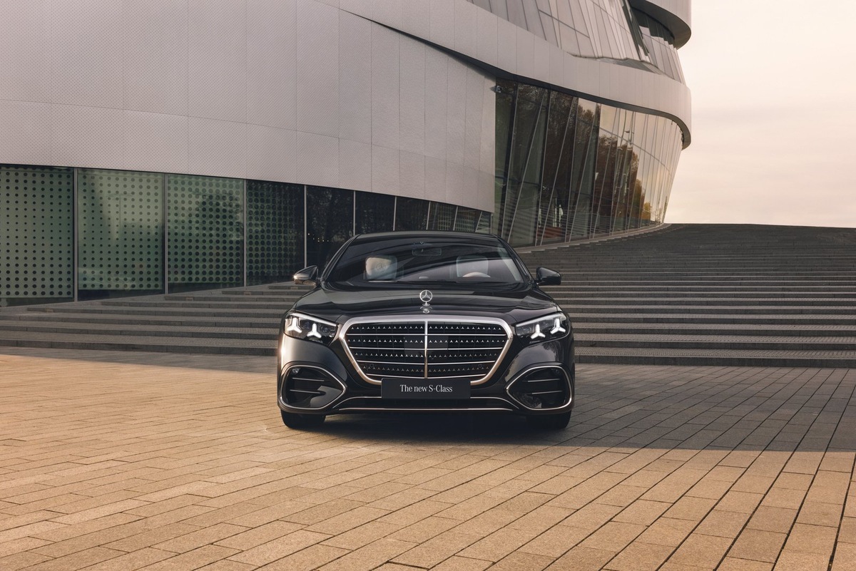    Обновленный седан Mercedes-Benz S-Class